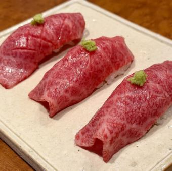 黒毛和牛炙り寿司（3貫）