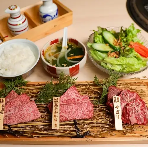 교토의 호화 3종 모듬 정식