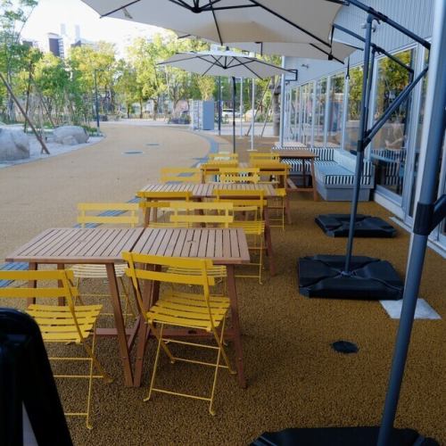 晴れた日はテラスで一杯