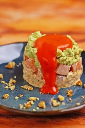 연어 아보카도 호두의 밀피유