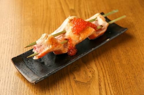 鮭ハラス塩焼きいくらがけ
