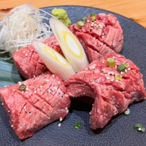 和牛タンスジ