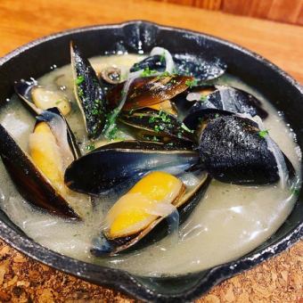 ムール貝のワイン蒸し