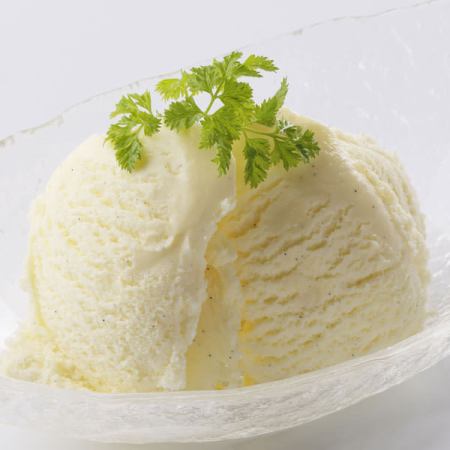 Vanilla Icecream