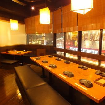 We can accommodate from 4 to 14 people on a large table with sunken kotatsu!!! You can also rent this large hall for private banquets! Very popular window seats♪ Please feel free to contact us at your convenience! We can accommodate banquets of all sizes♪ Please feel free to contact us regarding availability of private rooms♪ Izakaya Tasuki Sagamihara Ekimae branch 042-707-0070