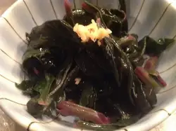 Blanched Kinjisou (Okinawa spinach)