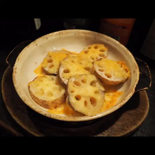 加賀レンコンのチーズ焼き（かがれんこんのチーズやき）