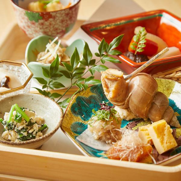 二十四節気の前菜盛り合わせ