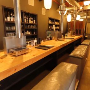 【カウンター席：2名様×3卓】