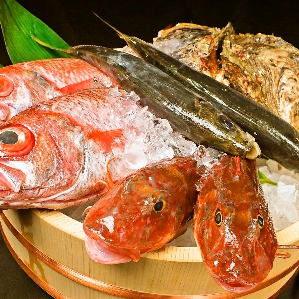 The seafood that sticks to the material is the most popular of Raijin! Please try it.