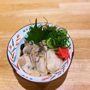 生牡蛎配柚子醋
