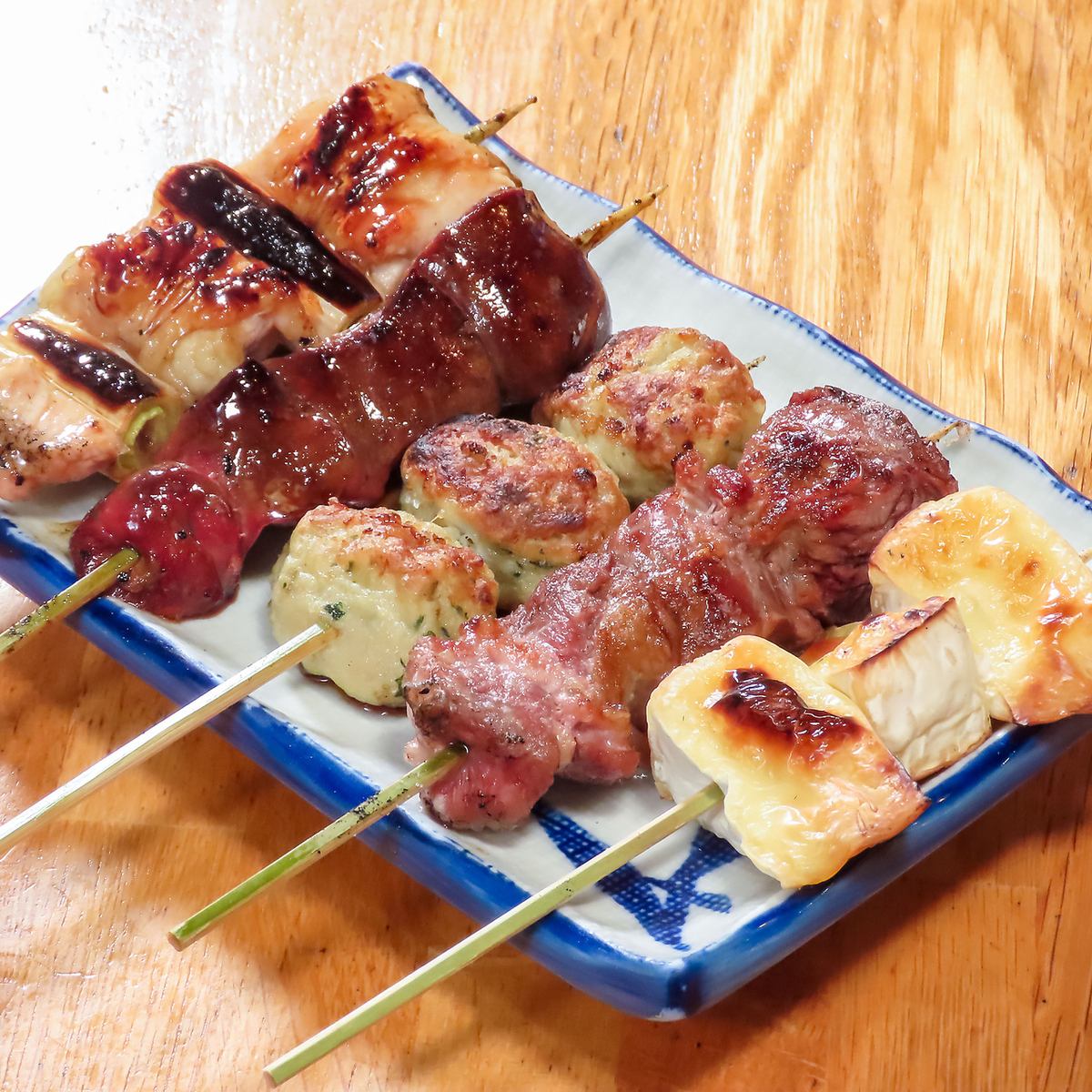 名物の串焼きは新鮮でポーションが大きく、満足度が高いです☆
