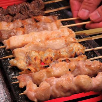 春限定コース…焼鳥、味噌ホルモン、桜海老の海鮮塩そば等…全8品120分飲み放題付き5500円コース