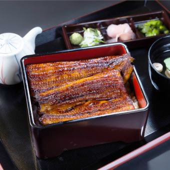 【店内お食事】上・うな重 【松】（上鰻まるごと1尾を使ったうな重となります）