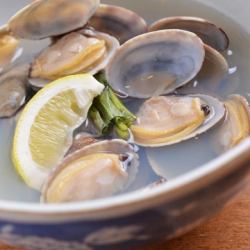 Steamed clam with sake