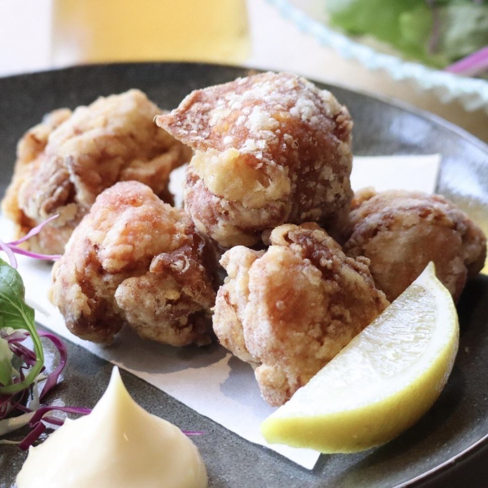唐揚げはもちろん、ローストビーフ・ハンバーグもございます！