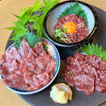 【구마모토 직송】극히 말 찌르기 3종 모듬《적신·유케·서리 내림》
