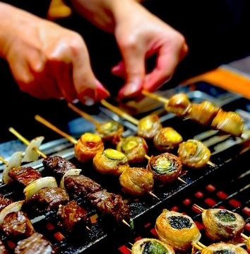 《イトキチの焼鳥 各種143円～330円》