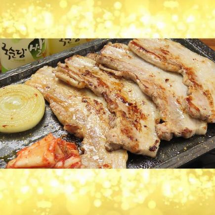 ☆五花肉套餐☆ 4,686日圓♪五花肉、雞肉等5道菜以及58種無限暢飲2小時★