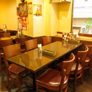 5～6名様用テーブル席　宴会利用にも◎