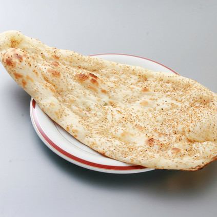 バターナン／ガーリックナン／ゴマナン