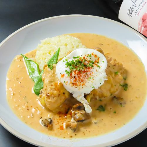 A dish with a perfect balance of sourness and umami [Poulet aux Vinaigles] 1,750 yen (tax included)