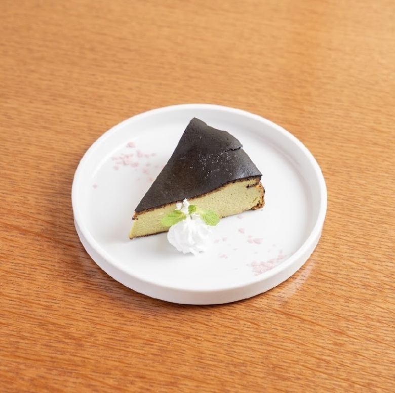 グルテンフリー 抹茶のバスクチーズケーキ 