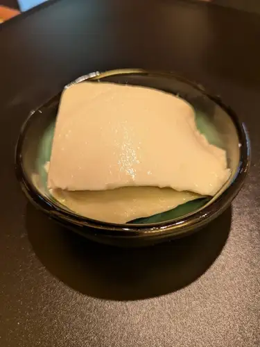 お通し　自家製豆腐