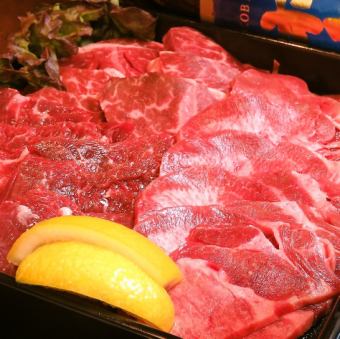 肉质好，价格合理！【卡乐比套餐】牛舌、牛裙排、牛肉sagari 3种1,800日元
