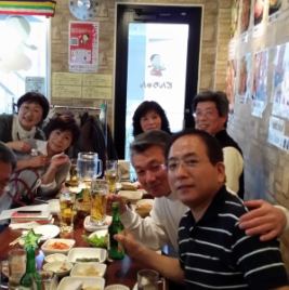 手前が美味しいお料理をつくりだす店主です。