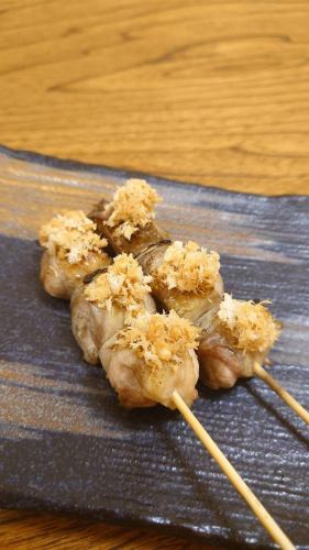 Yanbaru young chicken skewers from Okinawa ~ topped with Hokkaido mountain wasabi ~