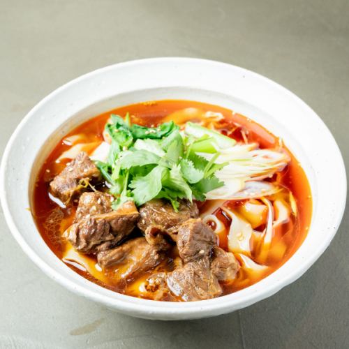 もちもち刀削麺を堪能