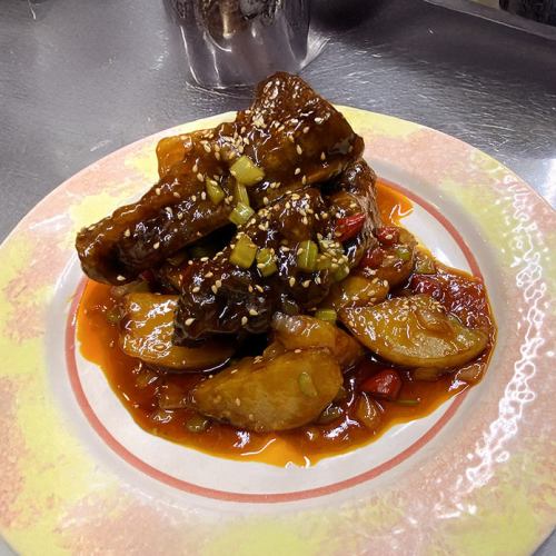 始皇帝スペアリブ　【中皿】