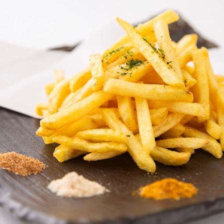 Your own fries (cheese, curry, seaweed salt)