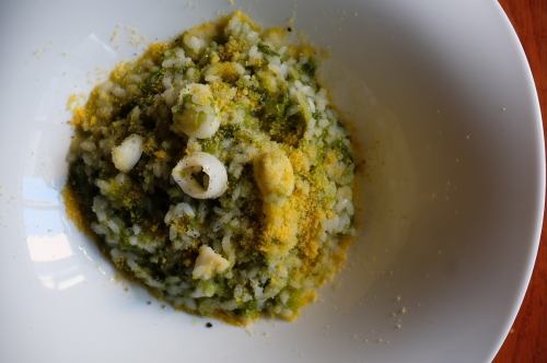 Seaweed risotto with squid and mullet