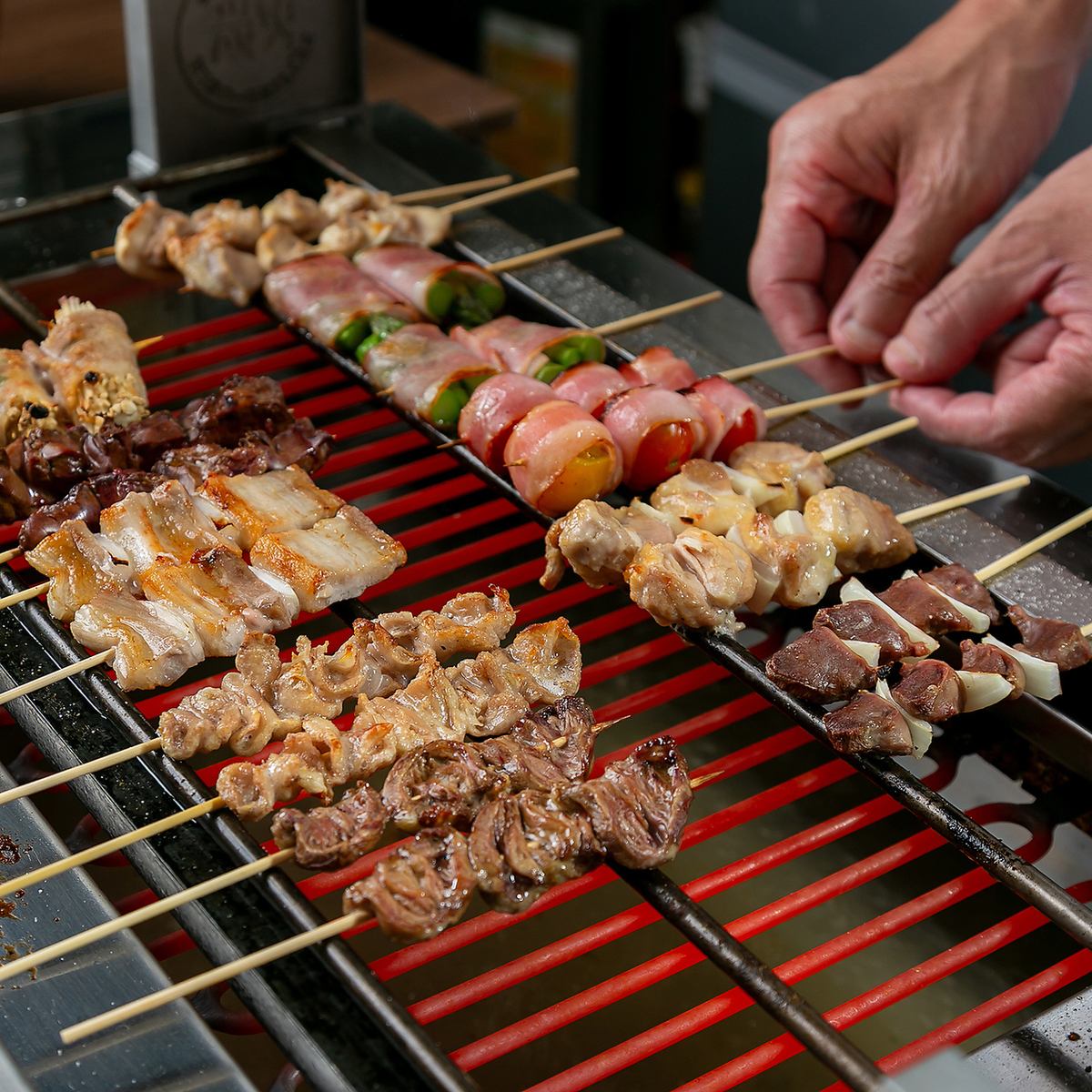 Yakitori that is carefully grilled one by one goes perfectly with sake☆