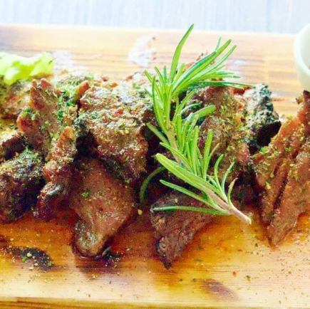 Recommended for welcoming and farewell parties♪ Grilled aged meat one-course meal! {120 minutes all-you-can-drink/draft beer included} 5,000 yen (tax included)