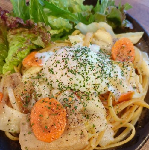 パスタで豚バラ醤油焼きそば
