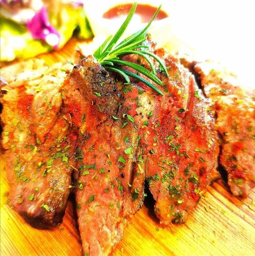 一度は食べてほしい！炙り熟成肉！！