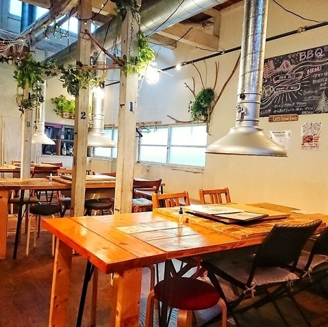 Large group parties are more than welcome! Enjoy a fun party in our spacious restaurant.