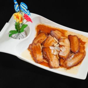 豚バラトロみ煮込み