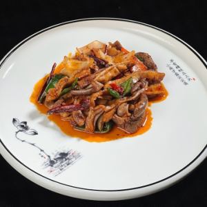 豚の胃袋辛炒め