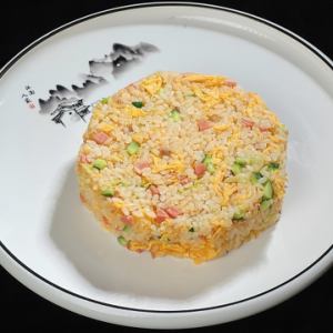 ハムキュウリ挽肉炒飯