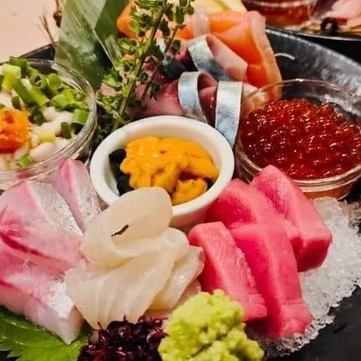 カウンターで新鮮なお魚をお楽しみ下さい♪