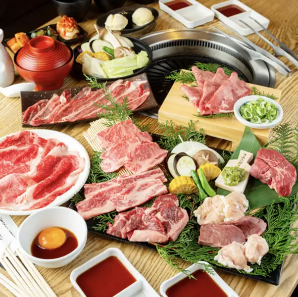 【少量多品種でいろんな料理を楽しめるお得なコース】