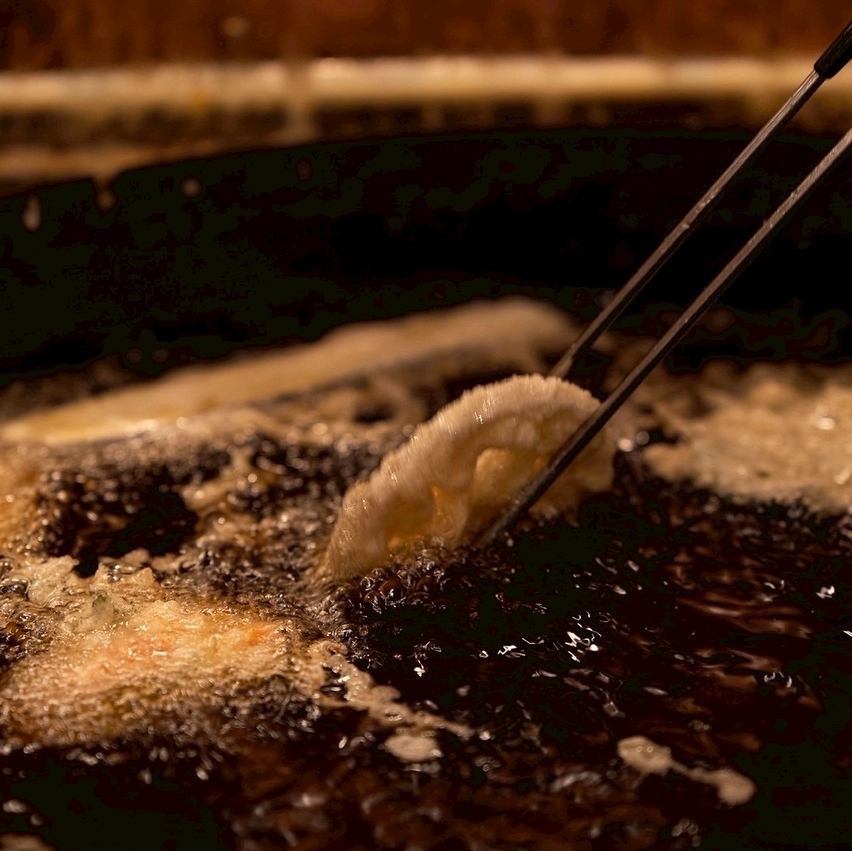 丁寧にお作りしている揚げたての天ぷらをお召し上がりください！