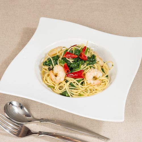 Peperoncino with shrimp and spinach