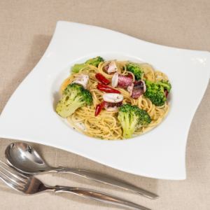 Squid and broccoli peperoncino