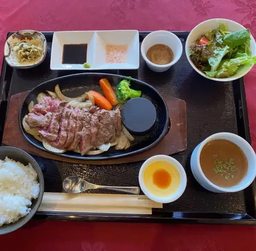 日本黑毛牛牛排午餐