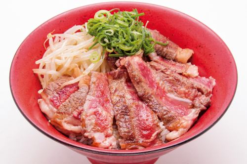 炙り国産牛リブロースステーキ丼
